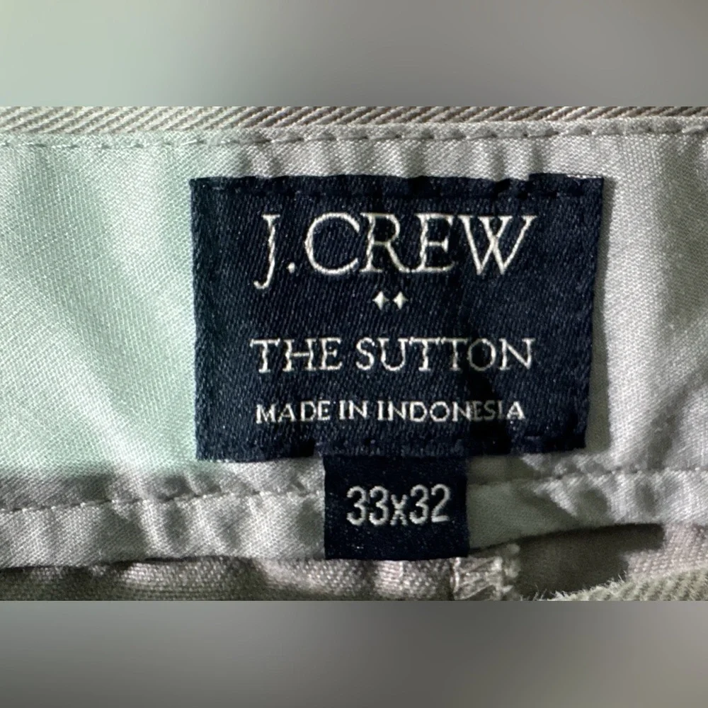 J. Crew Men’s Sutton Chino Light Gray Pants In Size 33 x 32